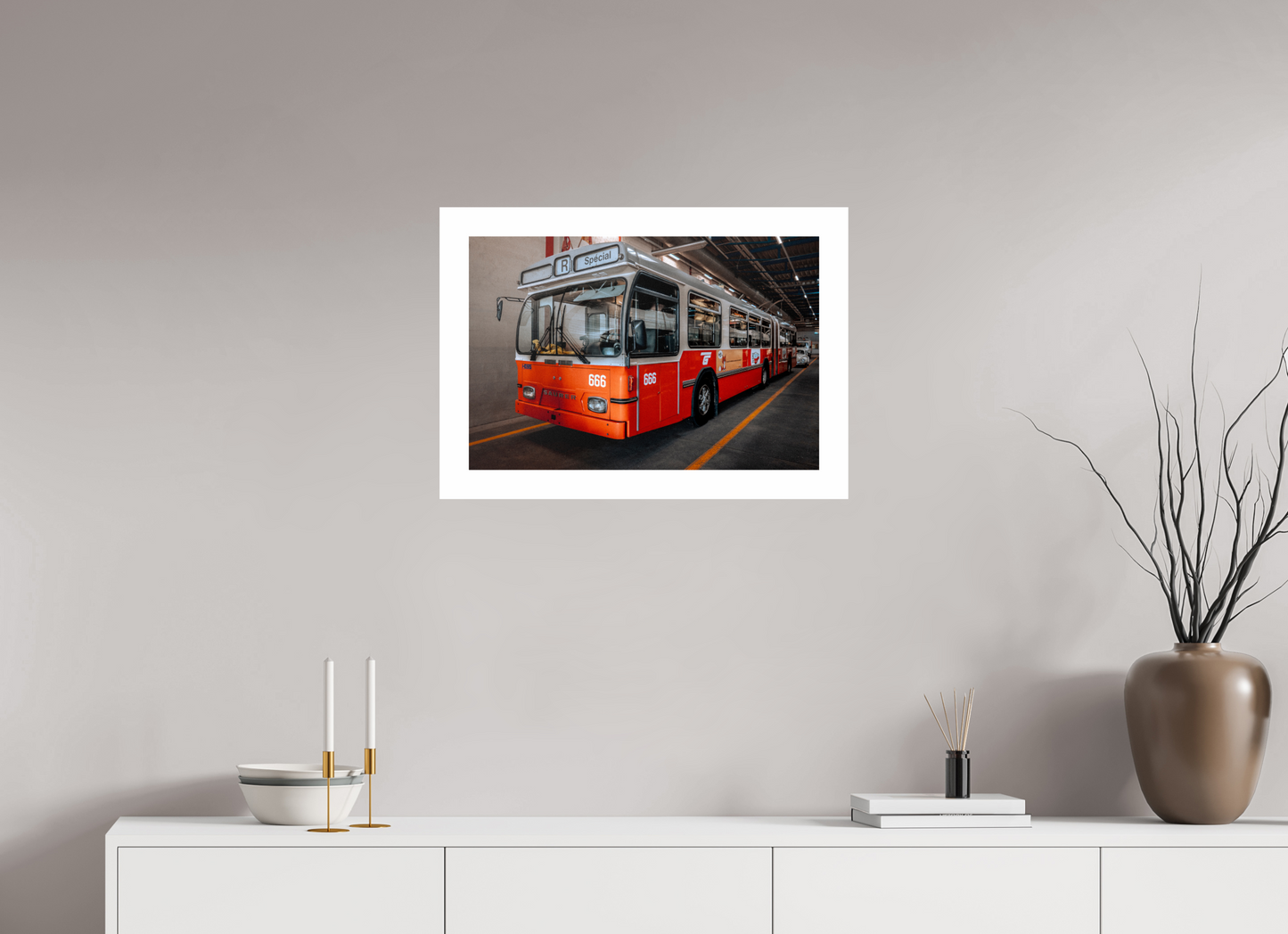 Bus 666